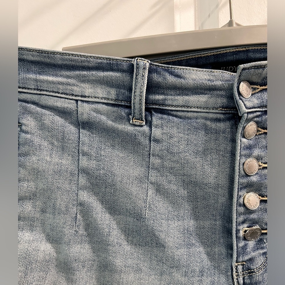 Judy Blue Jeans Womens Size 14W Wide Leg Cropped High Waist Button Fly Denim - Picture 4 of 13